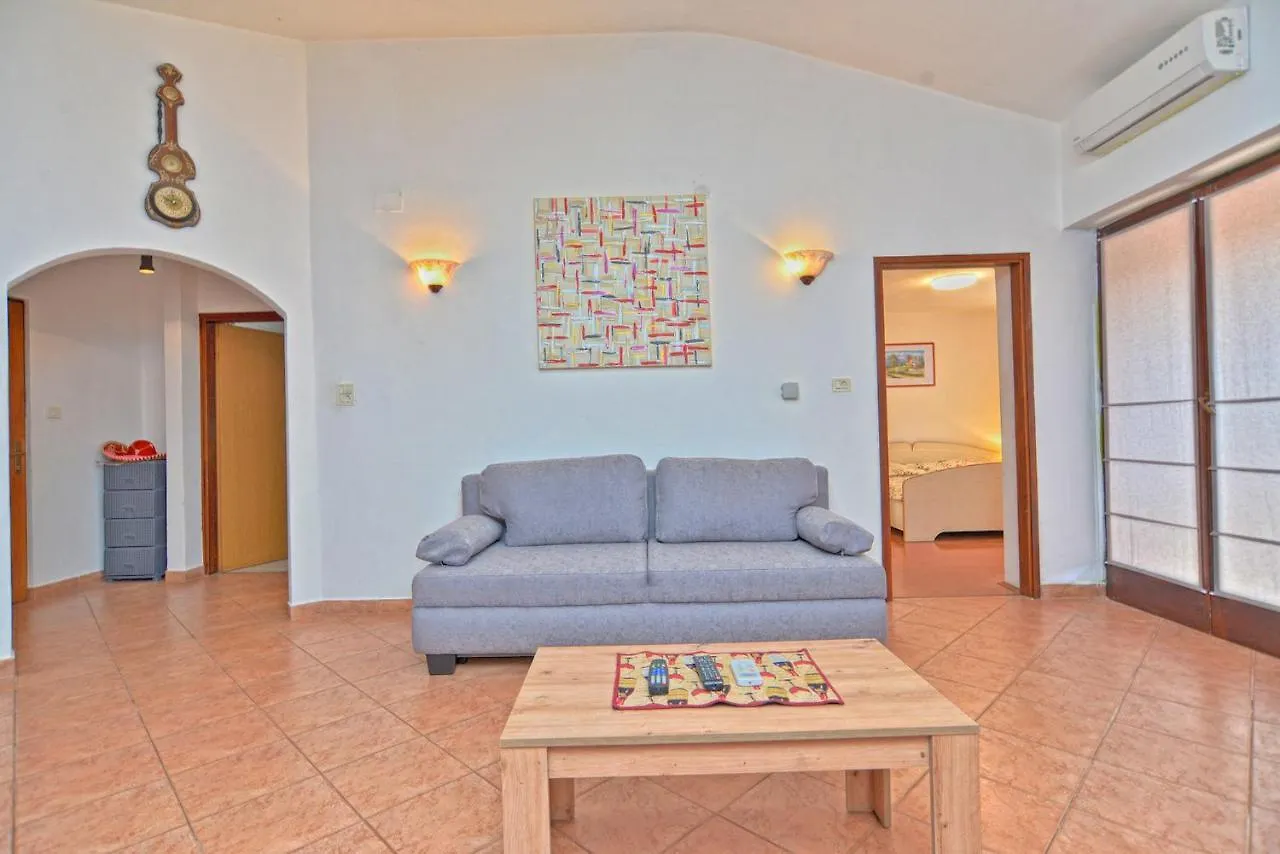 Willa House Natasa 2133 Pula 0*,