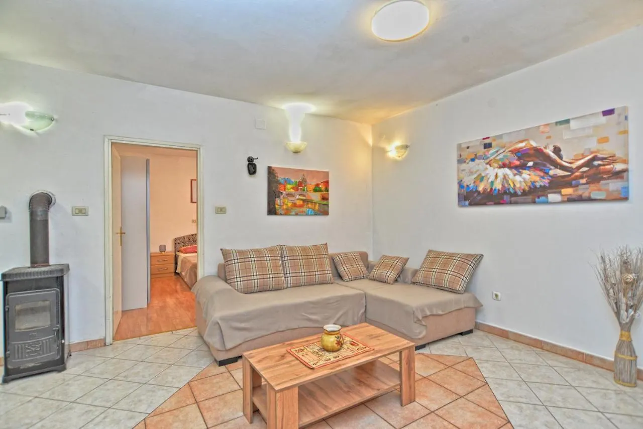 House Natasa 2133 Villa Pula 0*,  Croatia